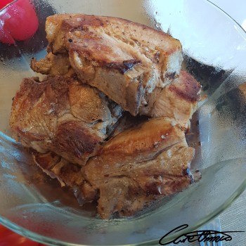 Image of Roasted Fresh Country-Style Pork Ribs (Loin, Meat & Fat, Bone-In) that contain vitamin D (D2 + D3) IU