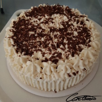 Image of Black Forest Cake Or Cupcake (Chocolate-Cherry)
