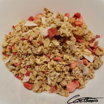 Image of Granola (Not Further Specified) that contains phylloquinone