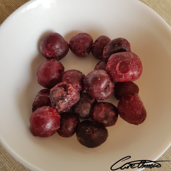 Image of Frozen Cherries