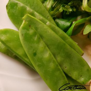 Image of Raw Snowpeas (Pea Pod)