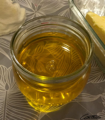 Image of Ghee (Clarified Butter) that contains myristic acid (14:0)