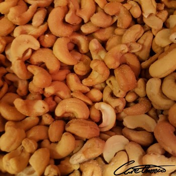 Image of Dry Roasted Cashew Nuts (Salted) that contain iron