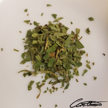 Image of Basil (Dried, Spices) that contains valine