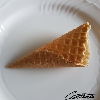 Image of Ice Cream Cones (Cake Or Wafer-Type) that contain total folate