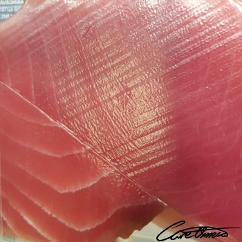 Image of Raw Fresh Tuna that contains niacin