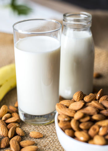 Best Milk To Drink! A Review Of 8 Different Types Of Milk - Enjoy! Care Omnia Almond Milk Without Added Sugar