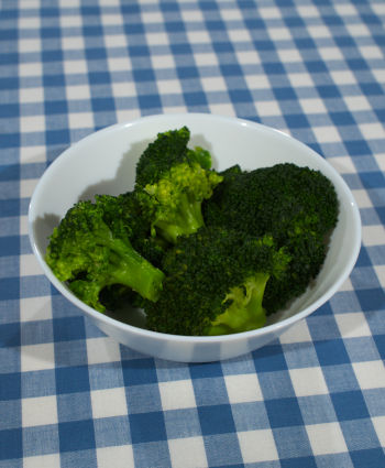 Care Omnia Bowl With Cooked Broccoli