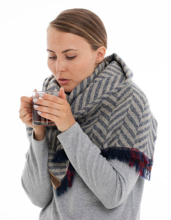 Care Omnia juniper berry tea when you feel the first symptoms of a cold