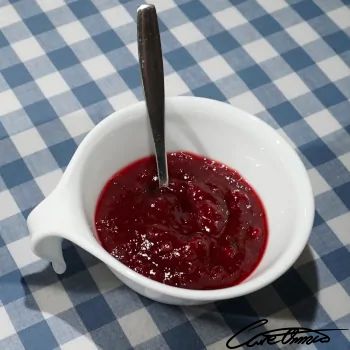 Lingonberry jam, traditional lingonberry jam, scandinavian lingonberry jam